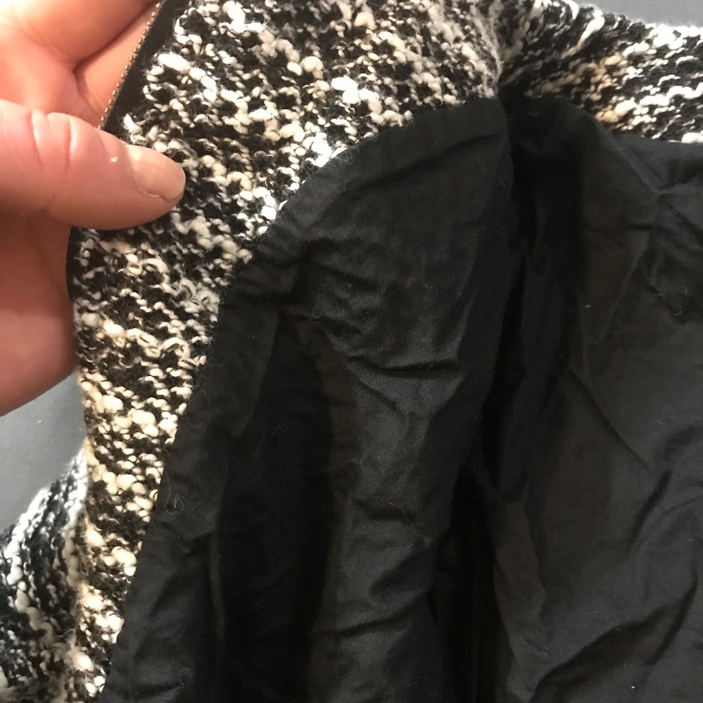 ADORABLE Gymboree Ruffle Hem Tweed Jacket (S. 7-8) - Picture 3 of 6